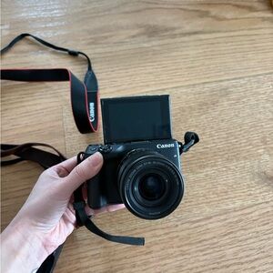 Canon eos m3 camera flip screen